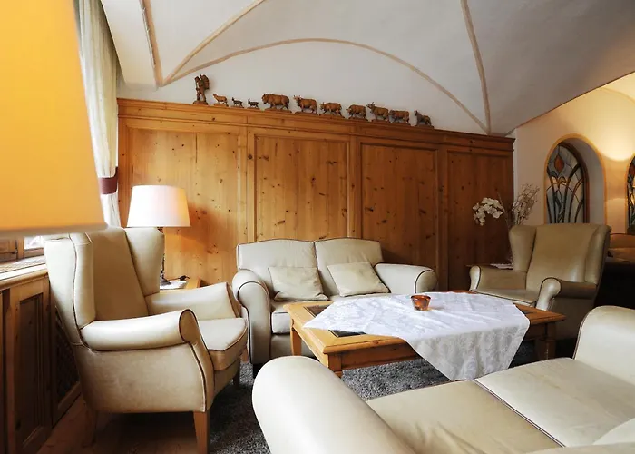 Bergjuwel ניוסטיפט אים סטובאיטל