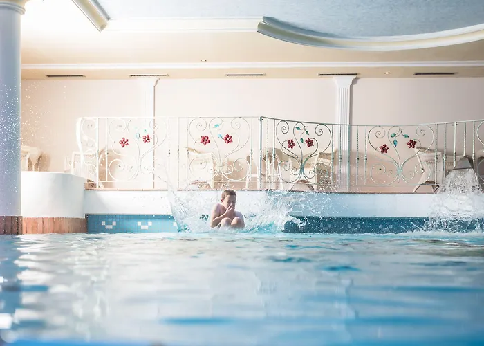 Bergjuwel 3* ניוסטיפט אים סטובאיטל