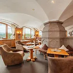 Hotel Bergjuwel 3*
